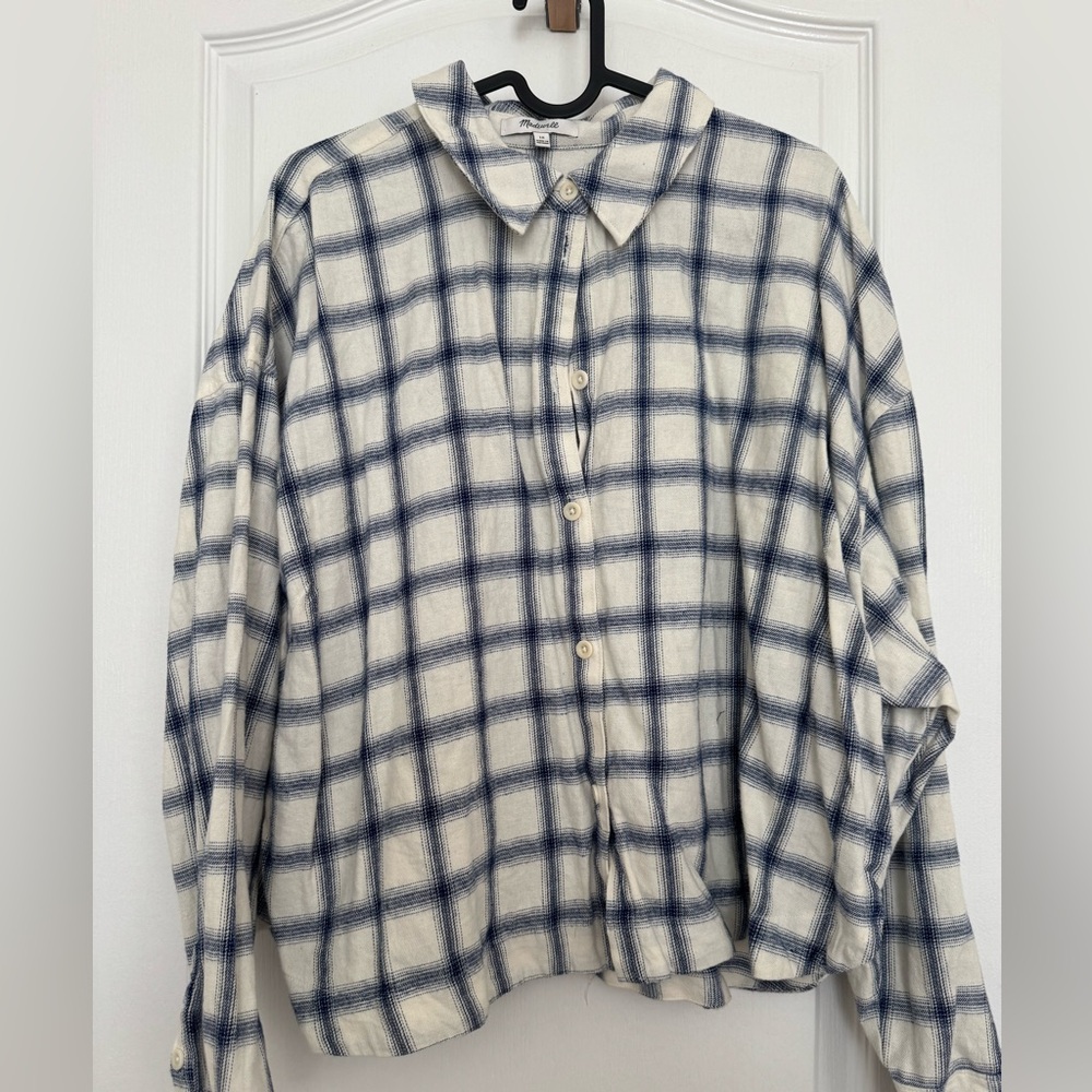 Madewell Blue and White Plaid Button-Up Shirt- size 1X